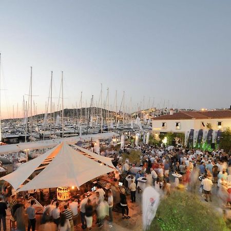 Laledan Hotel Çeşme Exteriör bild