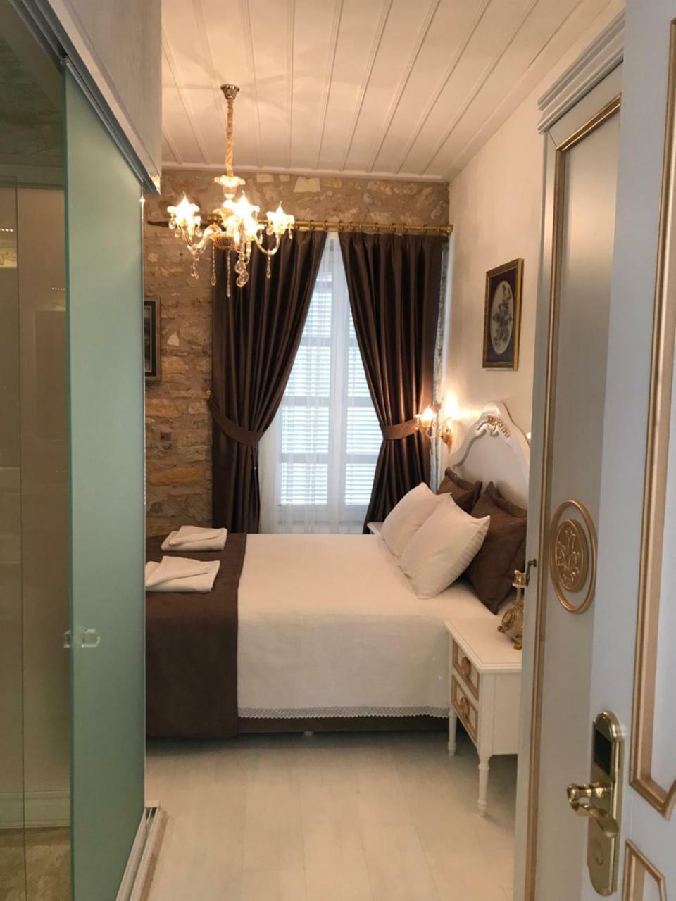 Laledan Hotel Çeşme Exteriör bild