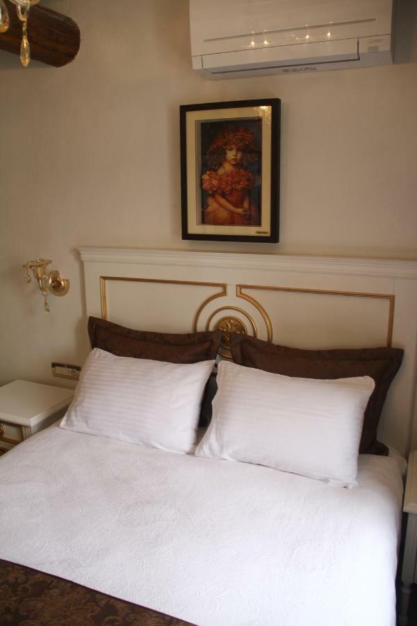 Laledan Hotel Çeşme Exteriör bild